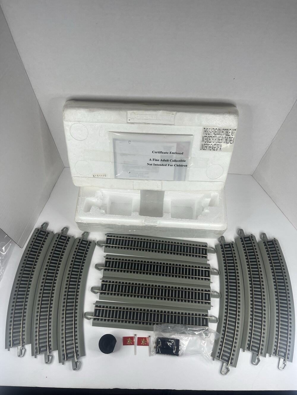 Bachmann HO Hawthorne Village 9" ST & 18" Radius Curve 30 Track 92124A11-1 COA